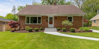 616 Wood, Rockford