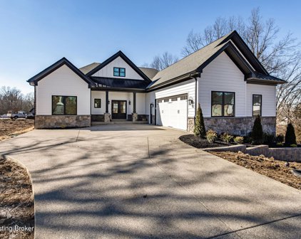 5508 Farmhouse Dr, Crestwood