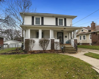 202 Dawson, Rockford