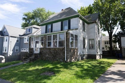65 Sherbrooke Ave, Braintree