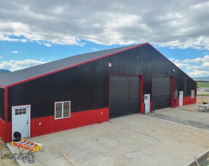 17 Industry Loop, Montana City
