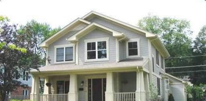 824 N Highland, Arlington Heights