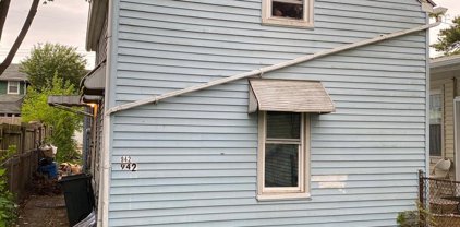 942 E Philadelphia St, York