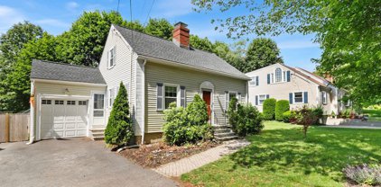 110 Spring St, Arlington