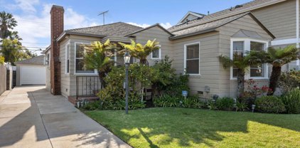 8039 Nardian Way, Los Angeles
