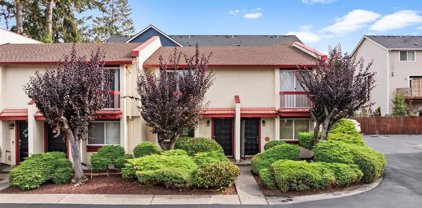 328 9th Avenue SE Unit #C4, Puyallup