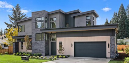 16027 SE 8th Street, Bellevue