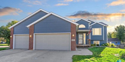 5000 S Birchwood Ave, Sioux Falls