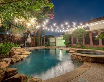 2302 Evergreen Drive, Pearland