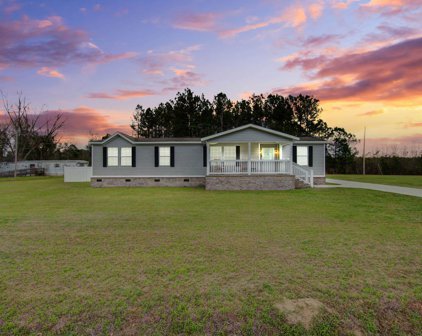 13792 Sniders Highway, Islandton