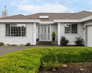 693 Chelsea  Pl, Qualicum Beach image