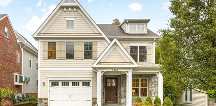 4523 Middleton Ln, Bethesda
