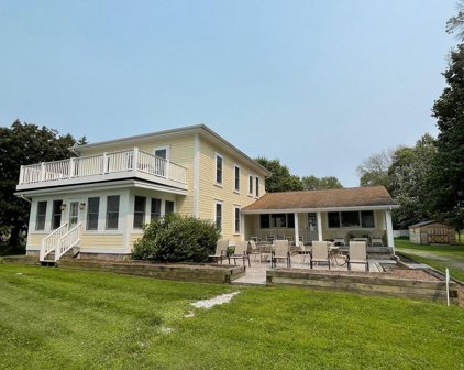 1513 West Shore Road, Alburgh
