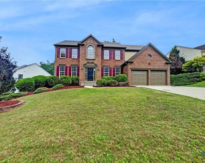5215 Amberden Hall Drive, Suwanee