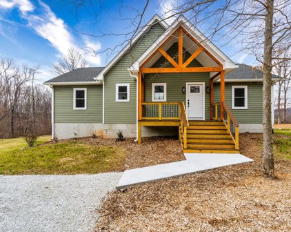437 Stage Road, Amherst