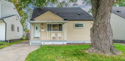 877 E DALLAS, Madison Heights