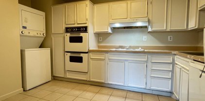 307 Yoakum Pkwy Unit #301, Alexandria