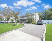 979 Wilson Boulevard, Central Islip image