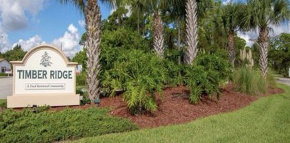 680 Tennis Alley Court SW Unit 102, Vero Beach