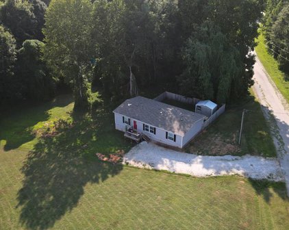 334 Cecil Dr, Waterloo