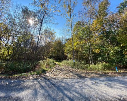 V/L Hillcroft  Drive, Boston-142600
