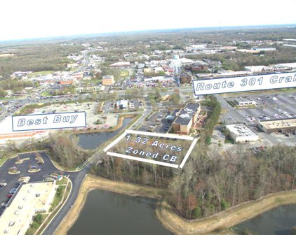 Waldorf Market Pl, Waldorf