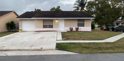 6149 Blue Grass Cir, Lake Worth