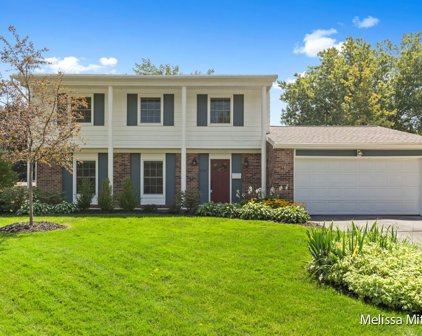 2740 Hampshire Boulevard SE, East Grand Rapids