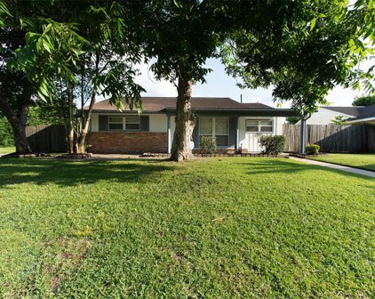 5870 Overdale Street, Houston