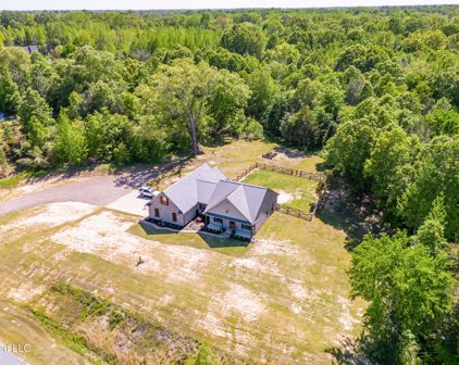 114 Whitetail Lane, Coldwater