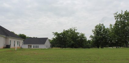 198 Stonegate Drive, Albany
