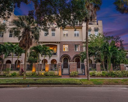 516 Beach Dr Ne, St Petersburg