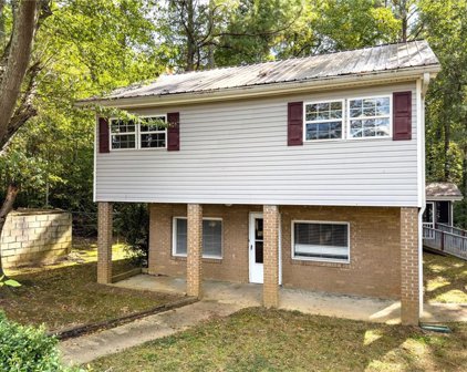 5521 Reinhardt College Parkway, Waleska