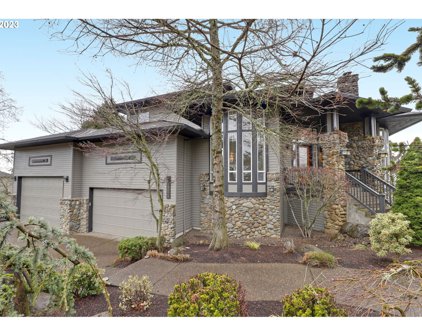13923 SW MISTLETOE DR, Tigard