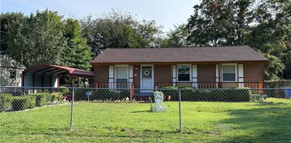 329 Desmond Drive, Fayetteville