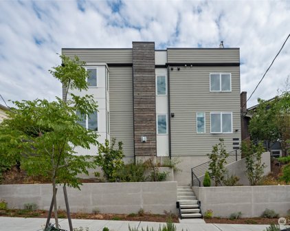 2214 13th Avenue S Unit #B, Seattle