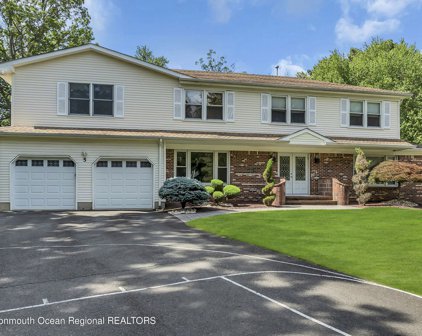 5 Hopi Court, Manalapan