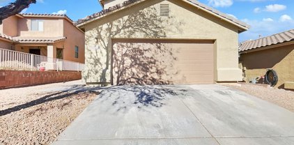 688 W Amber Sun, Green Valley
