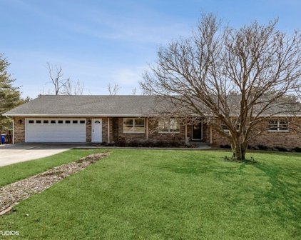 4147 Shagbark Ln Ne, Solon