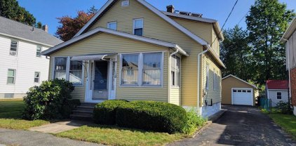 43 Percy St, Chicopee