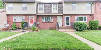 121 Camille Court, Brick