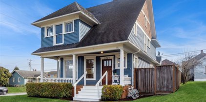 3201 Norton Ave, Everett