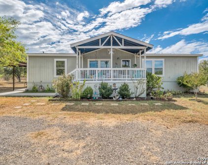 715 County Road 3820, San Antonio