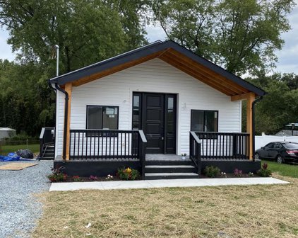 7606 Allentown Rd, Fort Washington