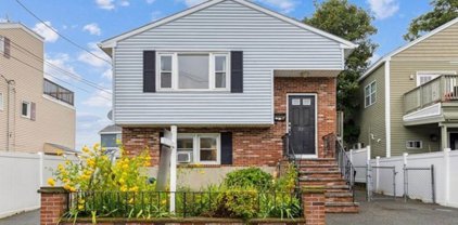 27 Maggi Road, Revere
