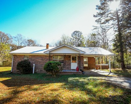 2133 Waynesboro Hwy, Hohenwald
