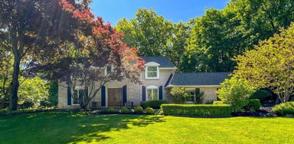 2960 Thedford, Bloomfield Hills