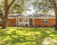 6829 Chickering  Road, Fort Worth image