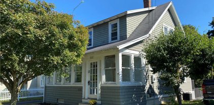 239 Seaside Avenue, Milford
