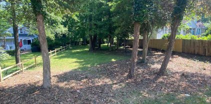 10228 Sager Ave, Fairfax